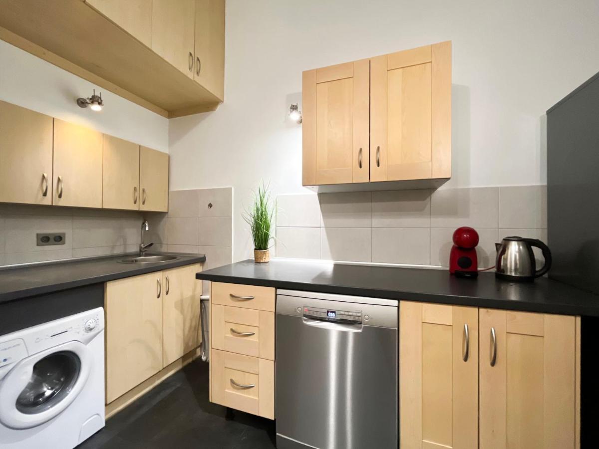 Heart Of Wroclaw - Spacious 3Rooms 75M2 As Home Apartamenty R243 Exterior photo